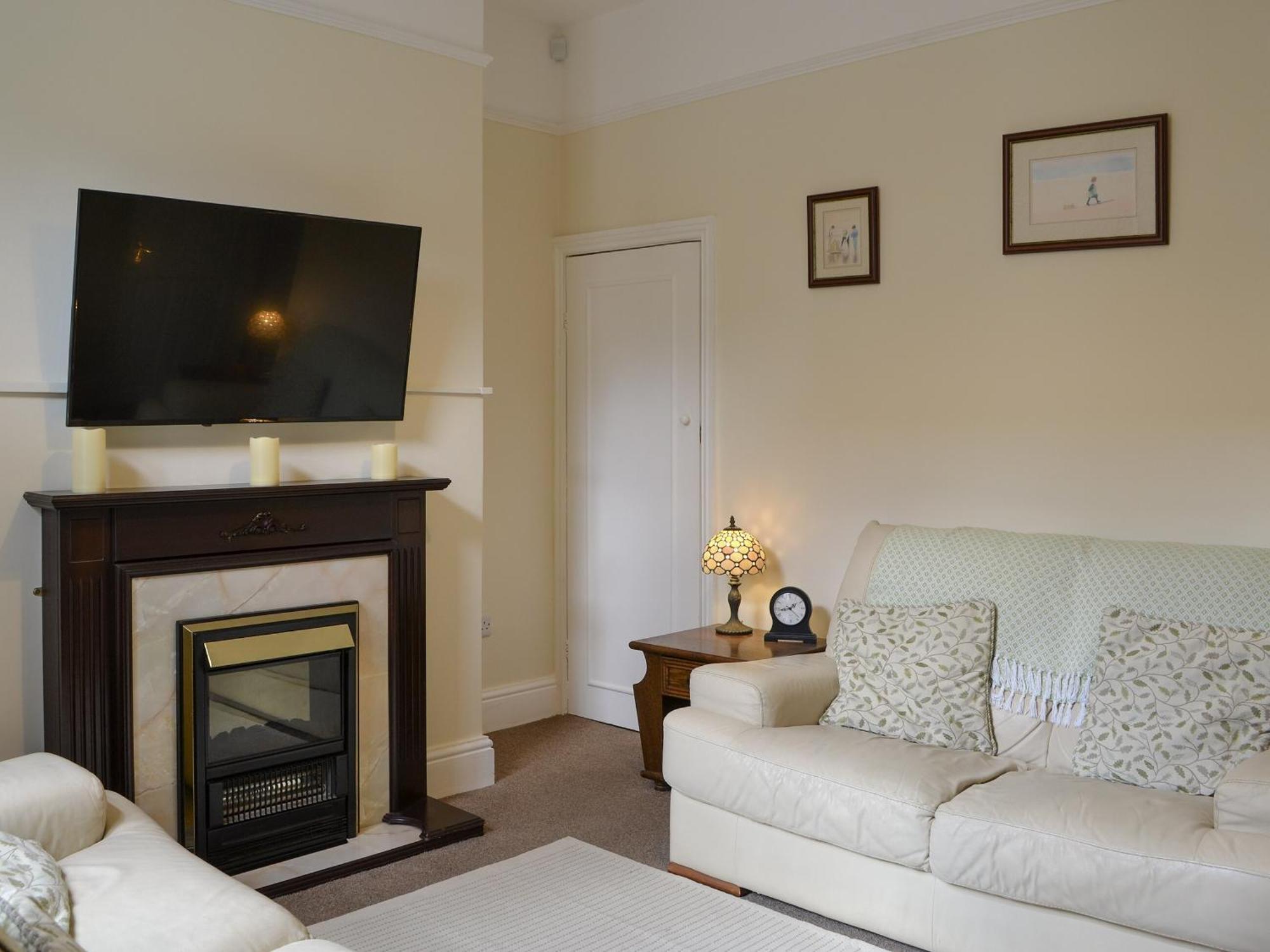 Mollys Place Filey Exterior photo